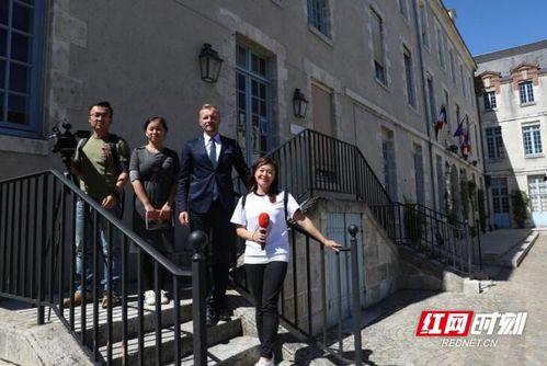 射阳网红吃瓜事件视频,一场网络狂欢背后的真相揭秘 第2张 射阳网红吃瓜事件视频,一场网络狂欢背后的真相揭秘 第2张